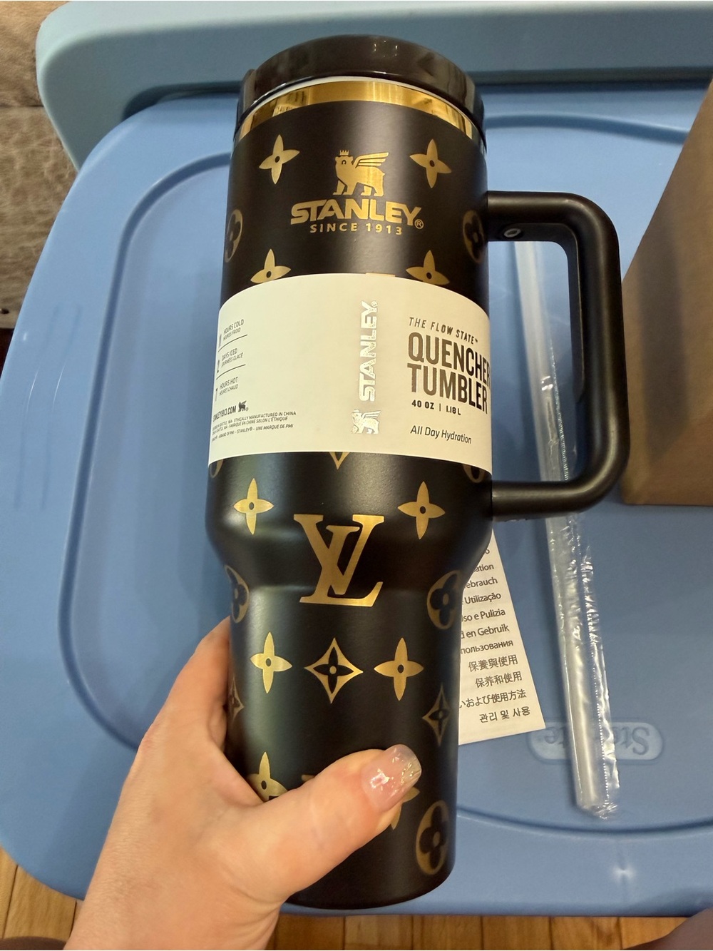 NWT 40oz Stanley Black & Gold  Fashion Patterned Tumbler with Handle Laser Etch - Picture 5 of 5